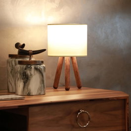 Opviq Lámpara de mesa AYD-2939 de madera con pantalla de tela crema
